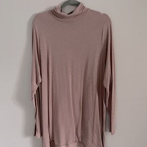 Dusty Pink • turtle neck • geek chic